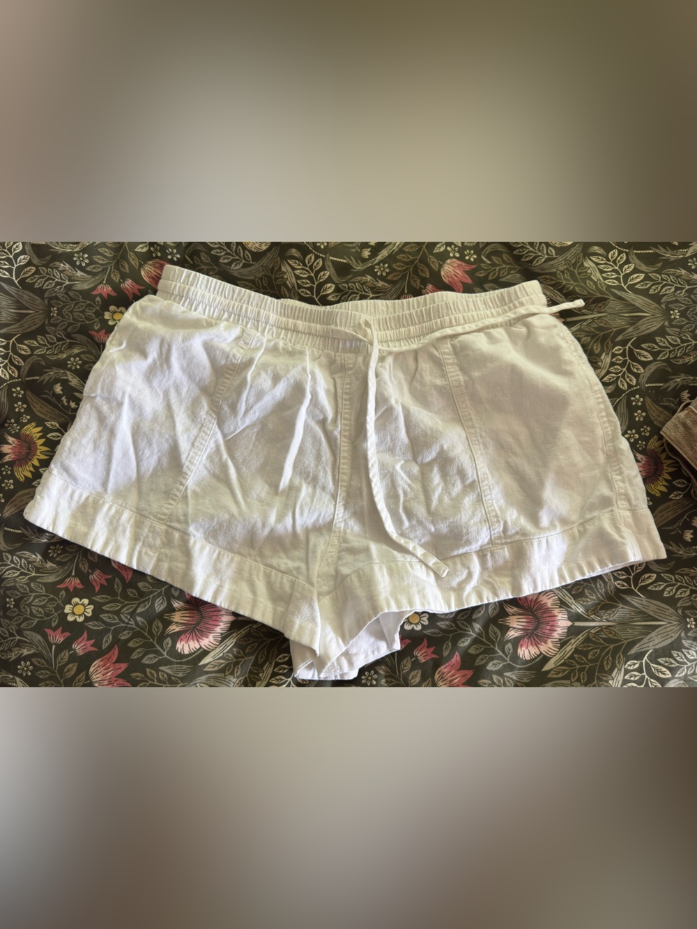 Universal Thread White Drawstring Linen Shorts
